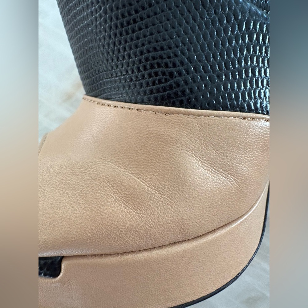 Rare Fendi Black and Tan Peep-Toe Heels Size 37 - Picture 15 of 16